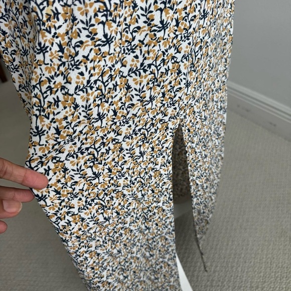 Abercrombie & Fitch Yellow and Blue Floral Skirt - Picture 2 of 7